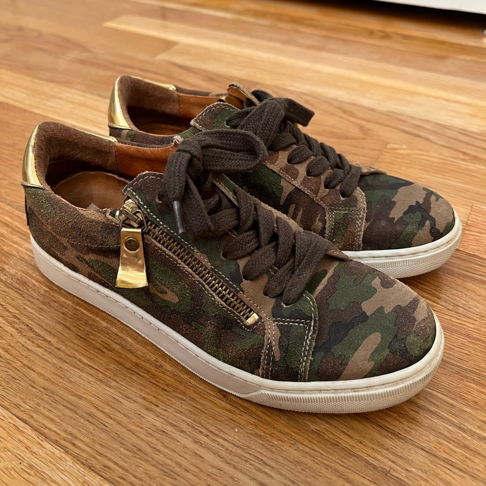 Steve Madden Camo Sneakers